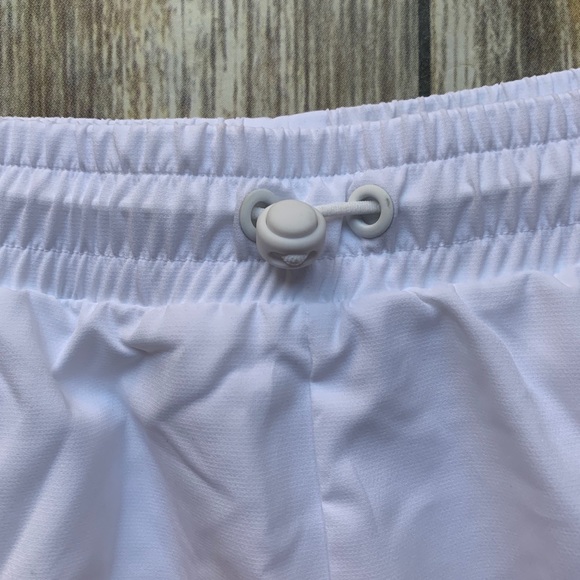 NEW adidas white athletic shorts mesh lined - Picture 8 of 8